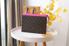 Picture of LV Wallets _SKUfw149630205fw